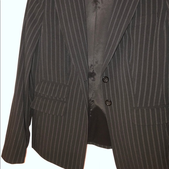 Moda Int’l skirt suit - Picture 5 of 6
